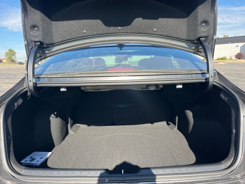 New 2025 Kia K4 GT-Line image 38