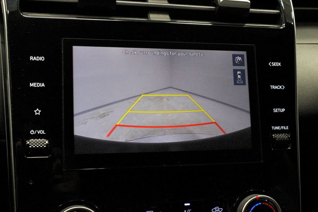 Used 2023 Hyundai Santa Cruz SEL w/ Cargo Package AWD/4WD image 2