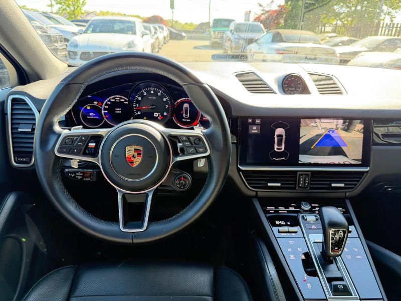 Used 2021 Porsche Cayenne Coupe AWD/4WD image 21