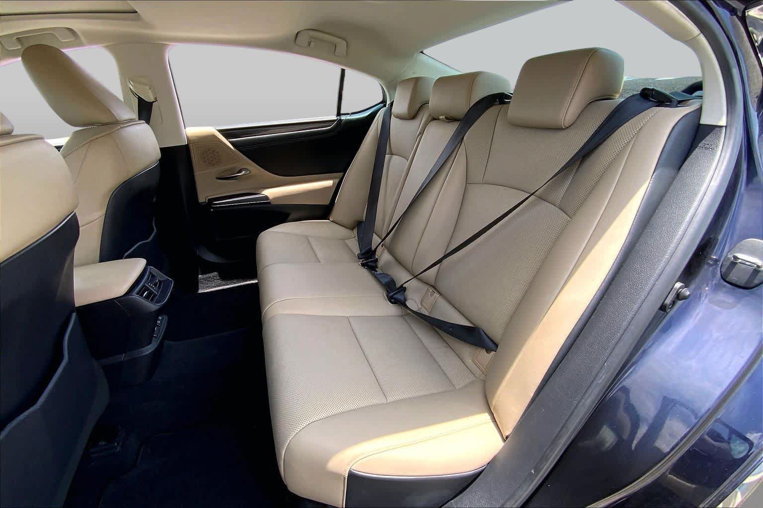 Used 2019 Lexus ES 350 w/ Accessory Package 2 FWD image 39