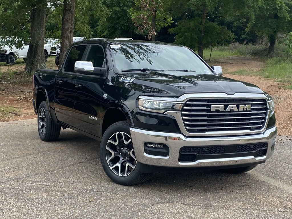 New 2026 RAM 1500 Laramie AWD/4WD image 31