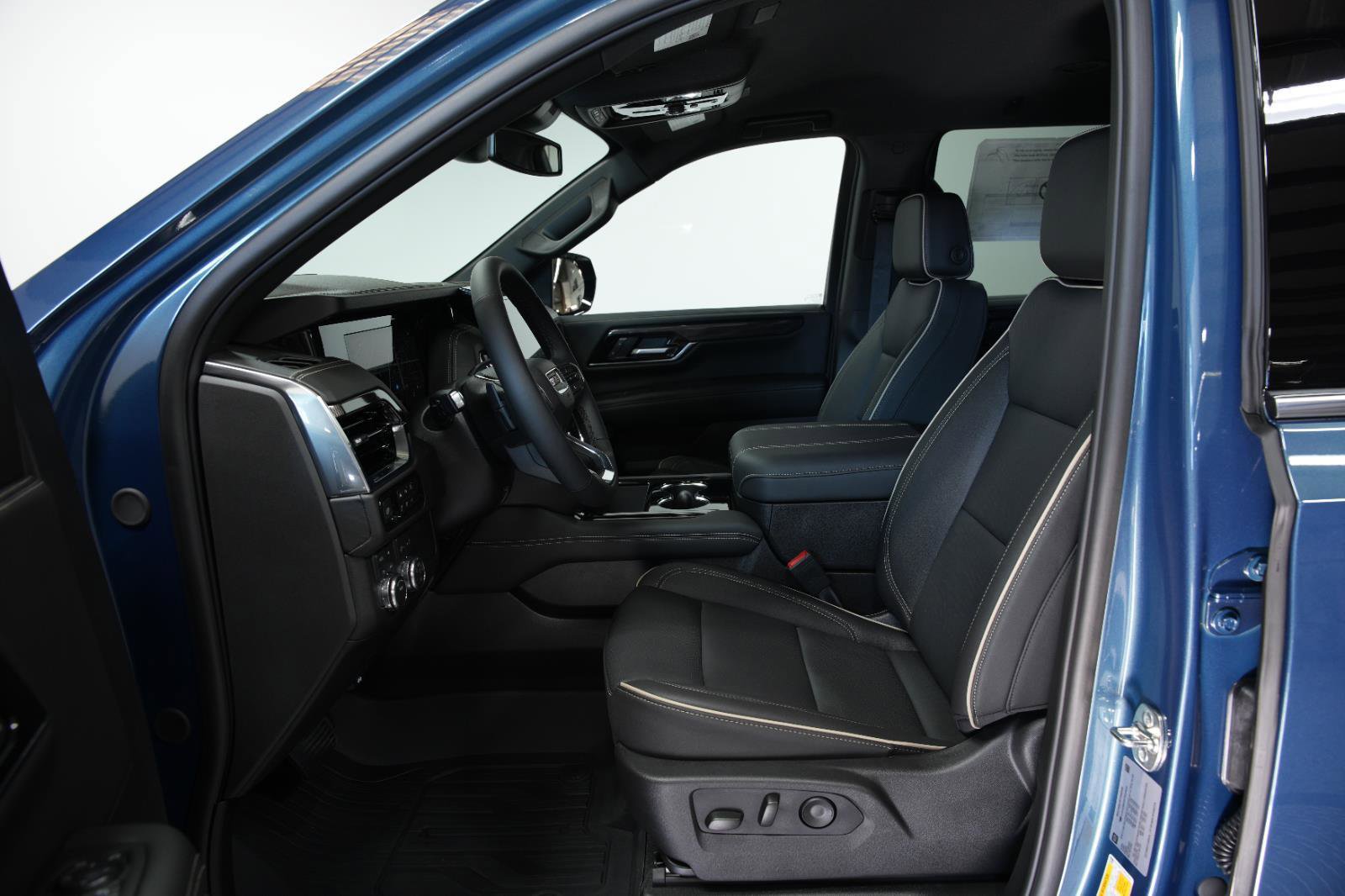 New 2026 GMC Yukon Elevation image 24