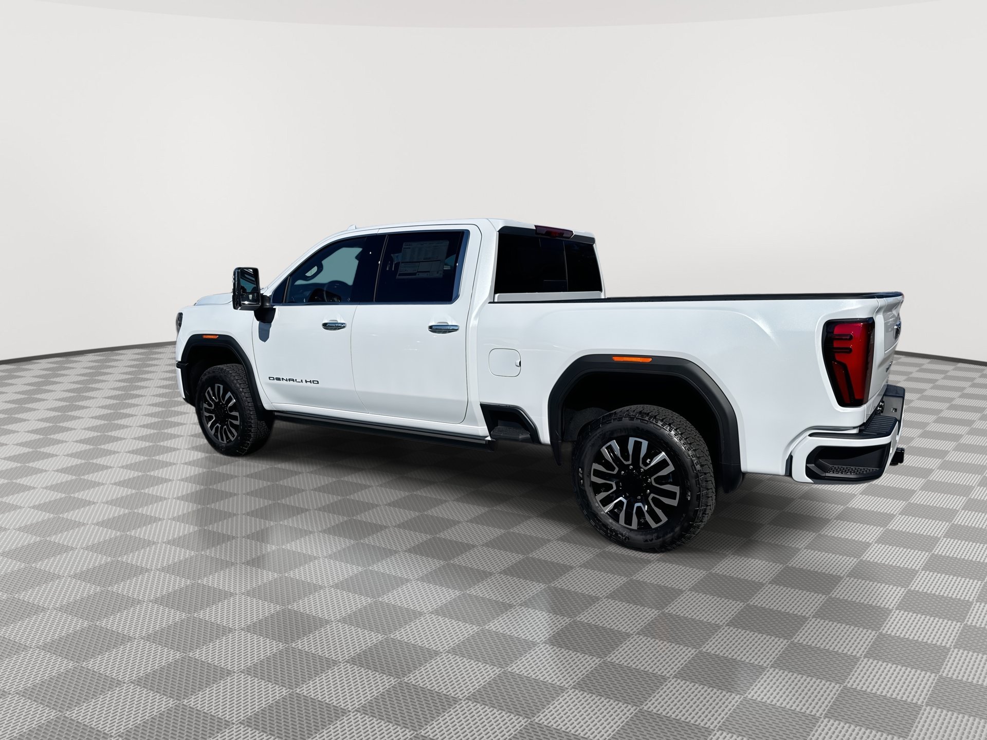New 2026 GMC Sierra 2500 Denali Ultimate AWD/4WD image 6
