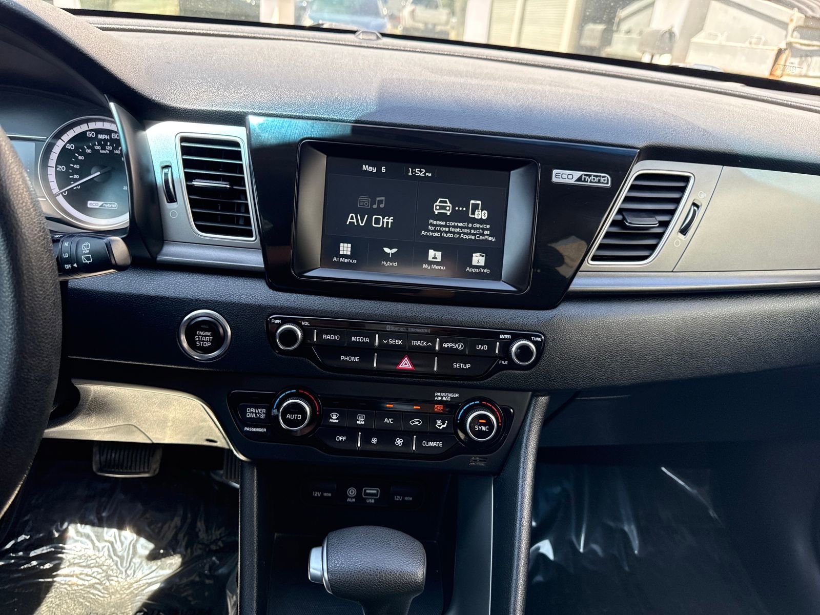 Used 2019 Kia Niro LX FWD image 21