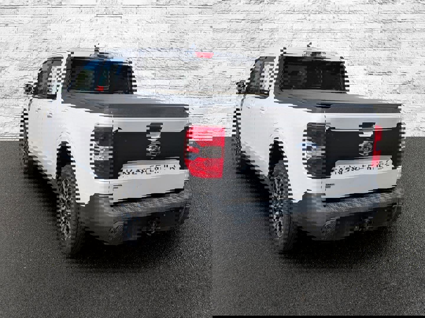 Used 2023 Ford Maverick Lariat w/ Lariat Luxury Package image 8