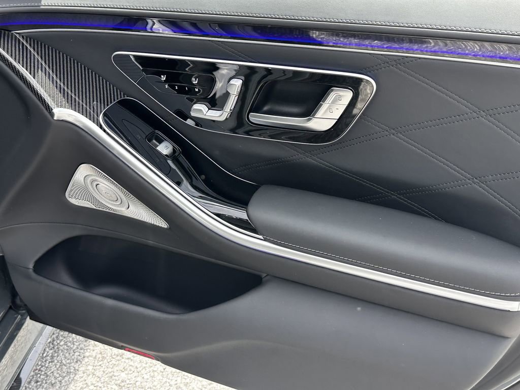 New 2026 Mercedes-Benz S 63 AMG S image 17