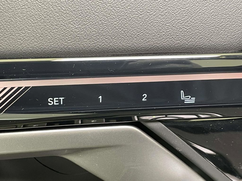 New 2026 BMW i5 eDrive40 w/ M Sport Package AWD/4WD image 30