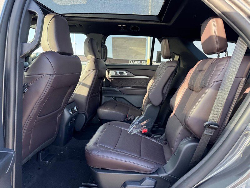 New 2026 Ford Explorer Platinum w/ LUX Leather Package image 12