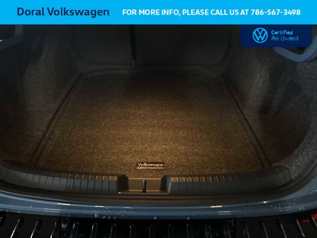Used 2025 Volkswagen Jetta Sport image 25
