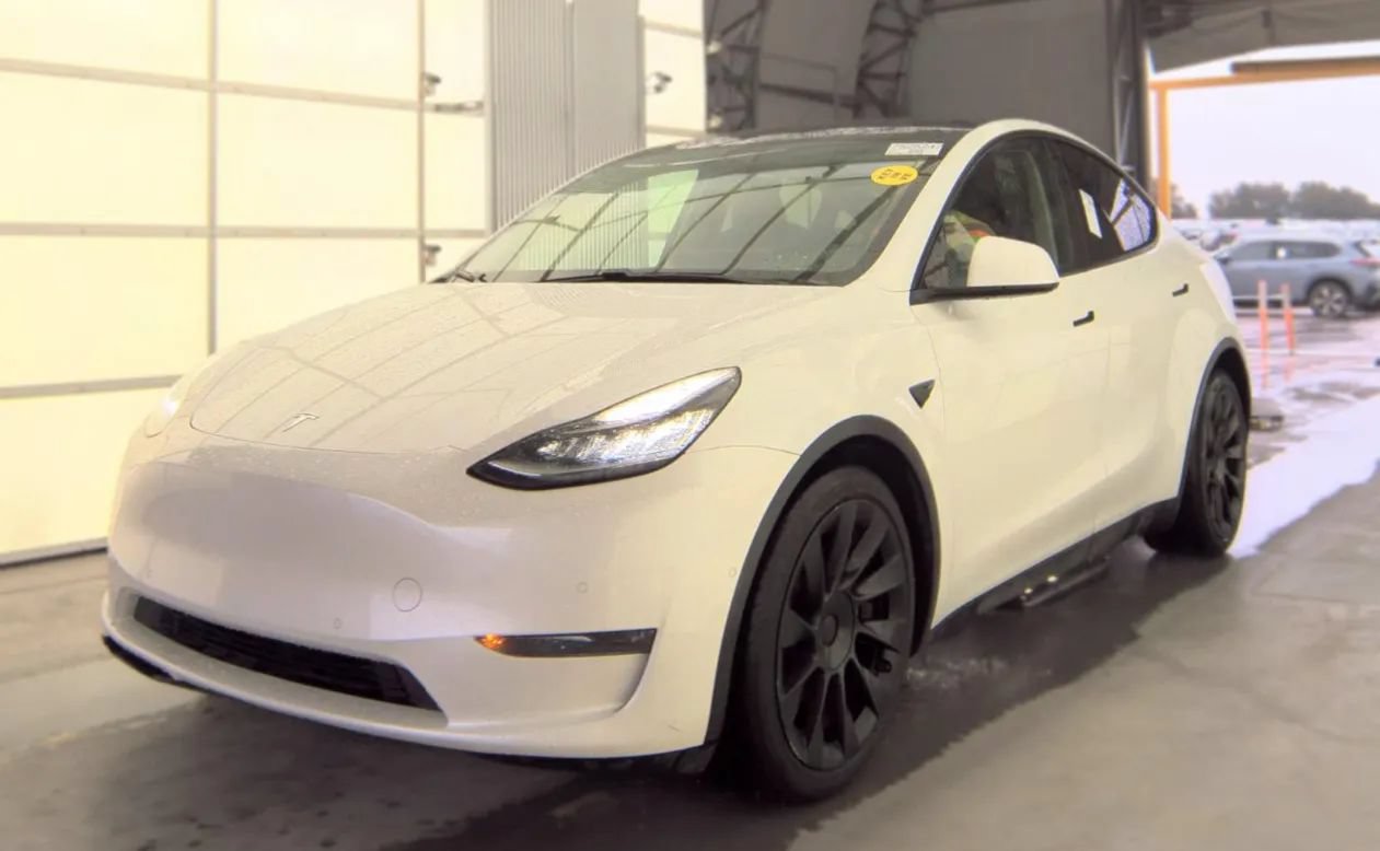 Used 2021 Tesla Model Y Long Range AWD/4WD image 4