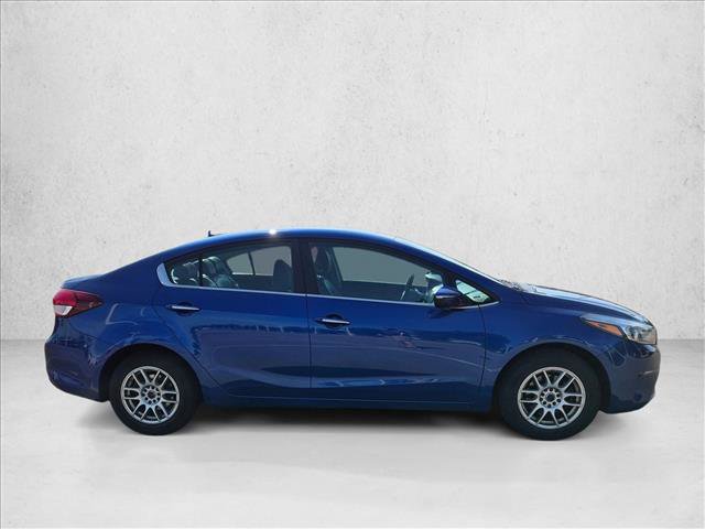 Used 2017 Kia Forte EX FWD image 4