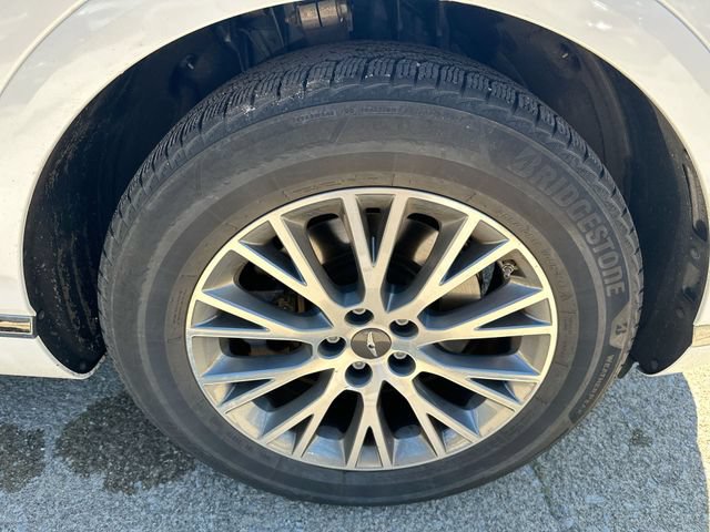 Used 2024 Genesis GV80 2.5T AWD/4WD image 48