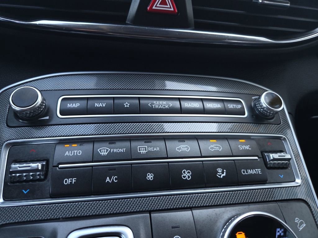 Used 2023 Hyundai Santa Fe SEL image 42