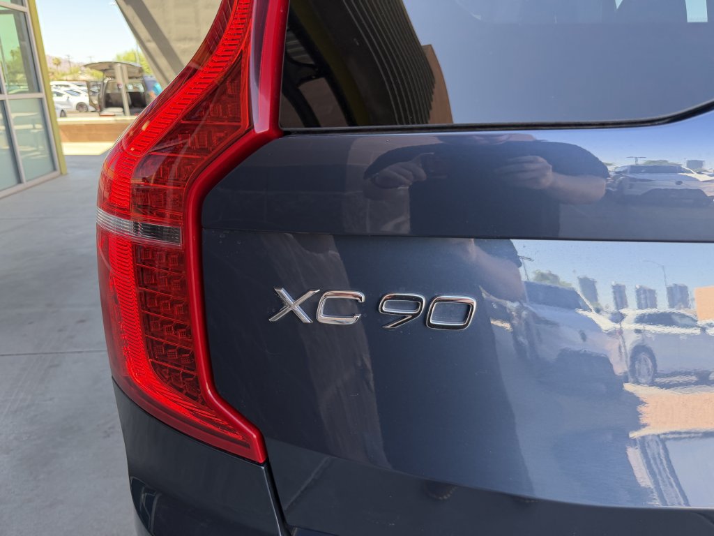 Used 2024 Volvo XC90 T8 Ultimate AWD/4WD image 14
