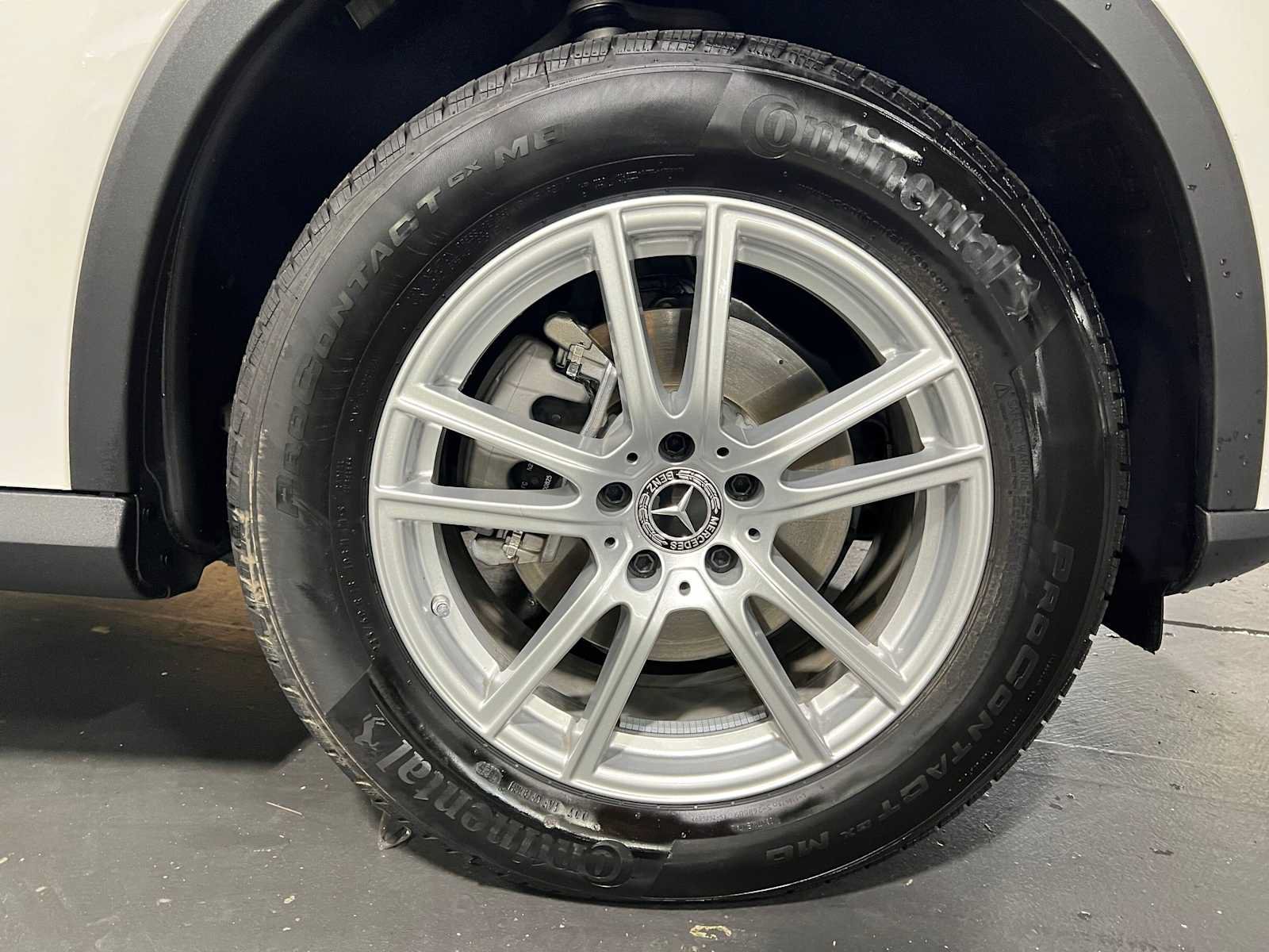 Used 2026 Mercedes-Benz GLC 300 4MATIC image 9