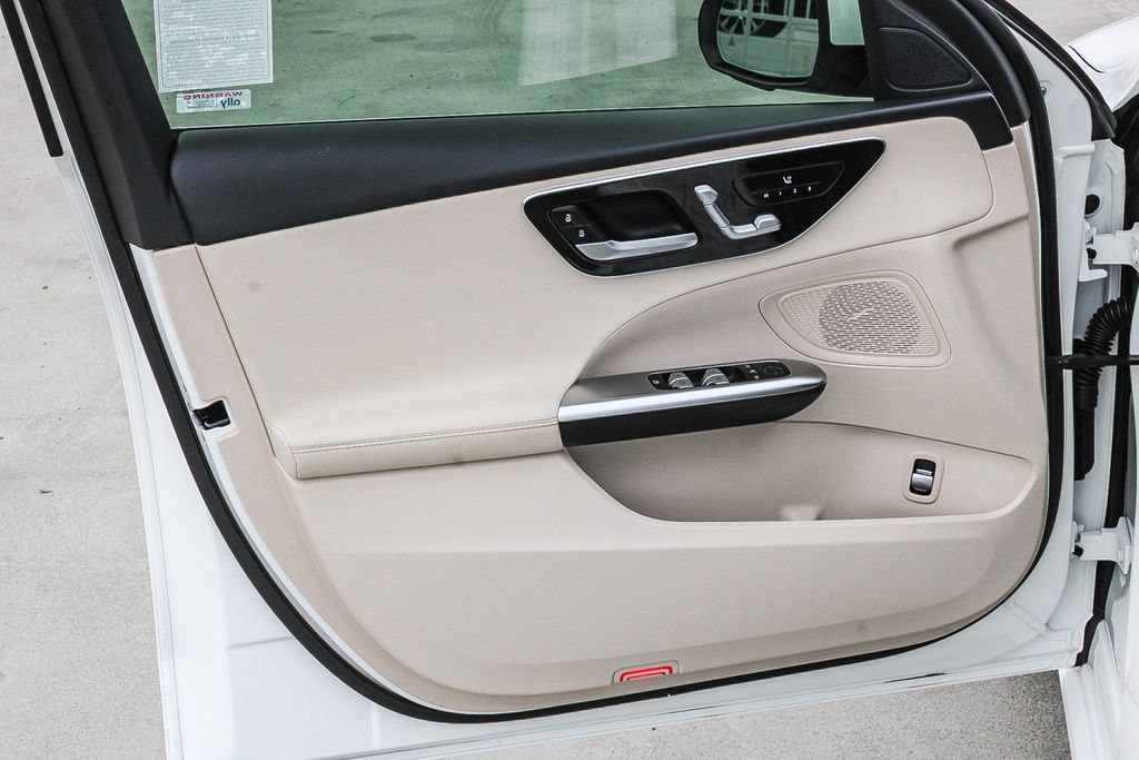 Used 2023 Mercedes-Benz C 300 Sedan image 22