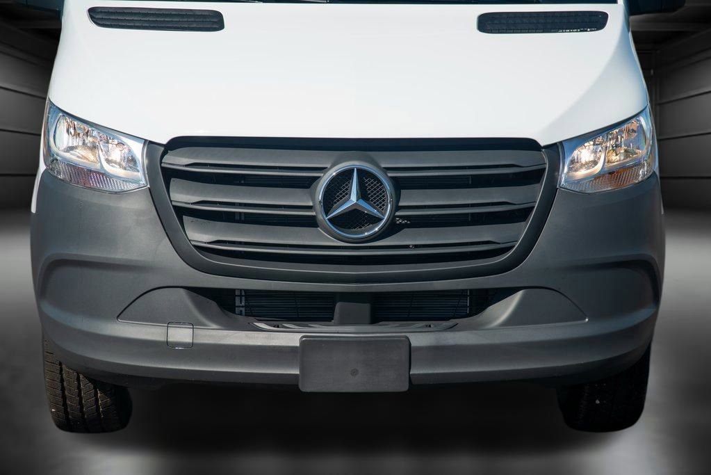 Used 2024 Mercedes-Benz Sprinter 2500 image 12
