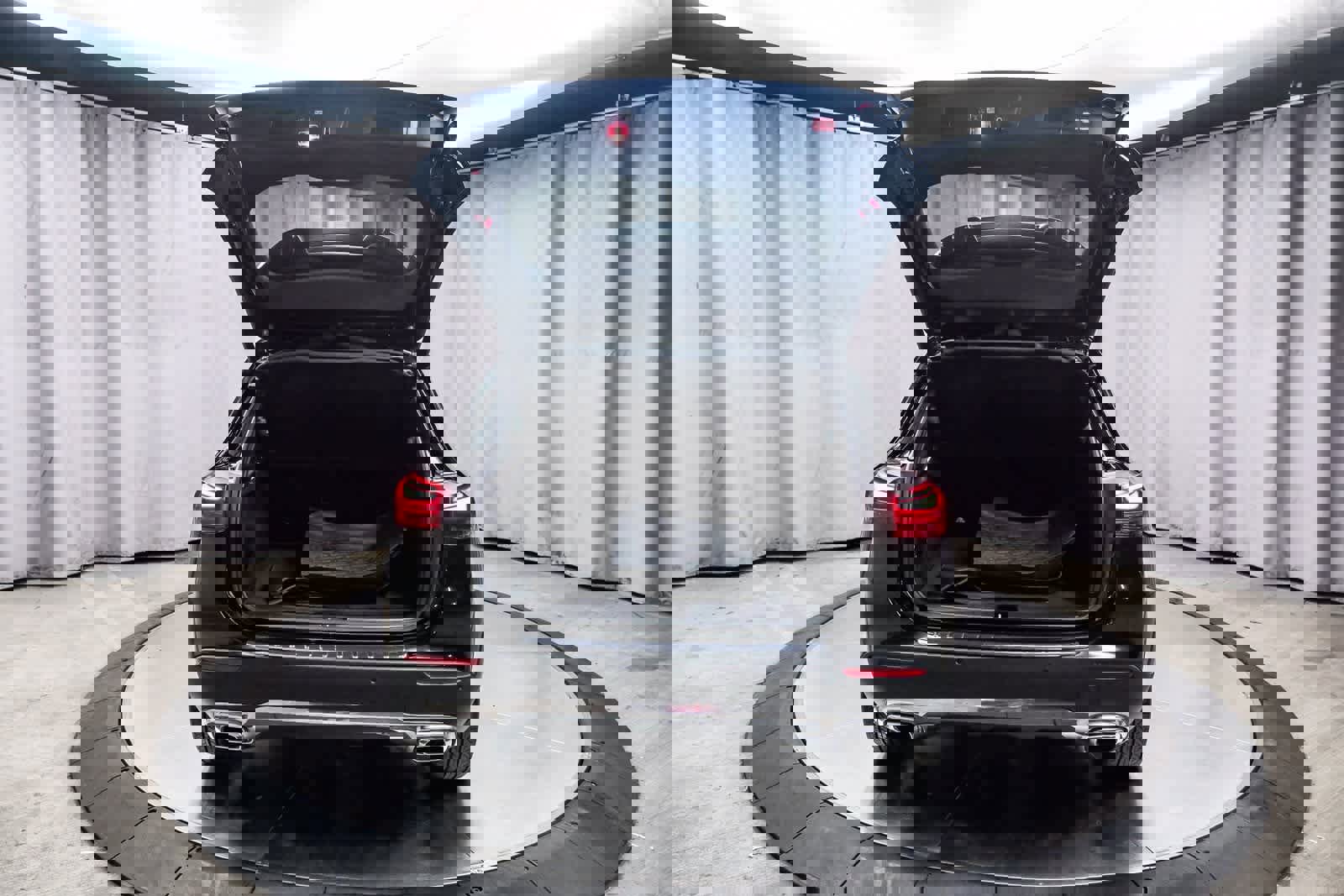 Certified 2025 Mercedes-Benz GLA 250 image 27