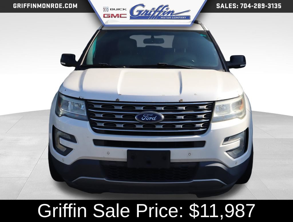 Used 2016 Ford Explorer XLT w/ Equipment Group 202A FWD image 9