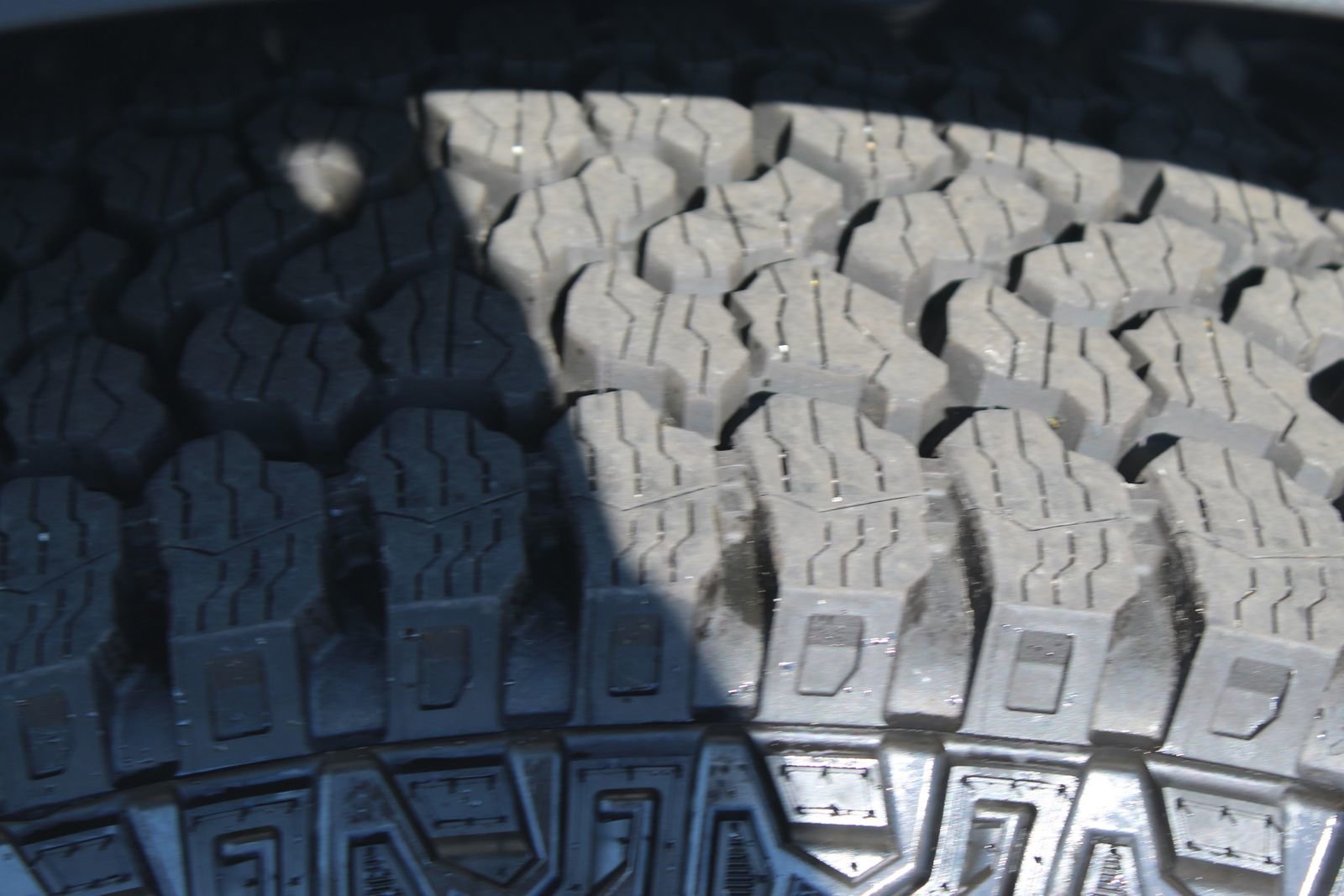 New 2025 Ford Bronco Badlands image 13