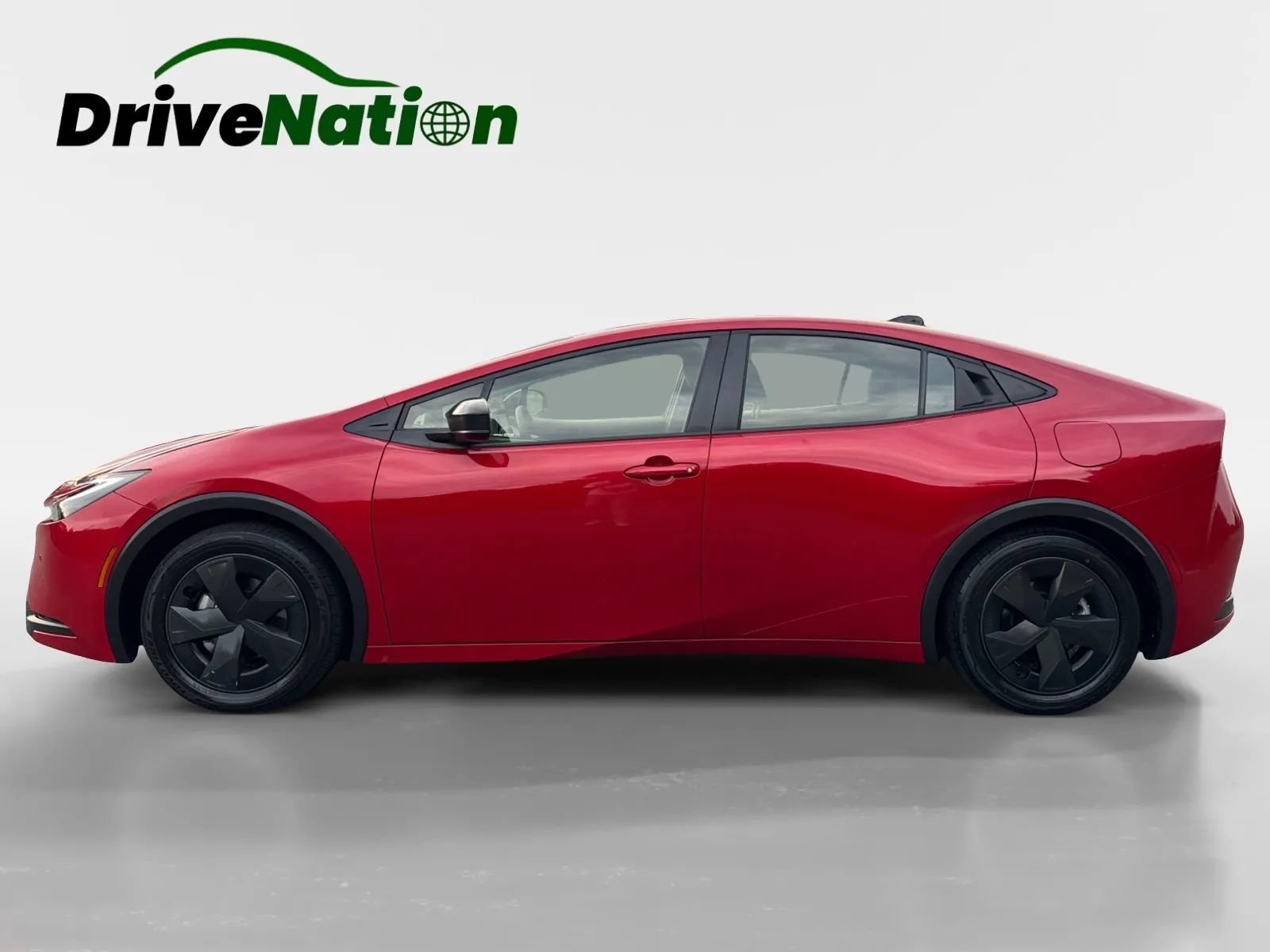 Used 2026 Toyota Prius LE FWD image 8