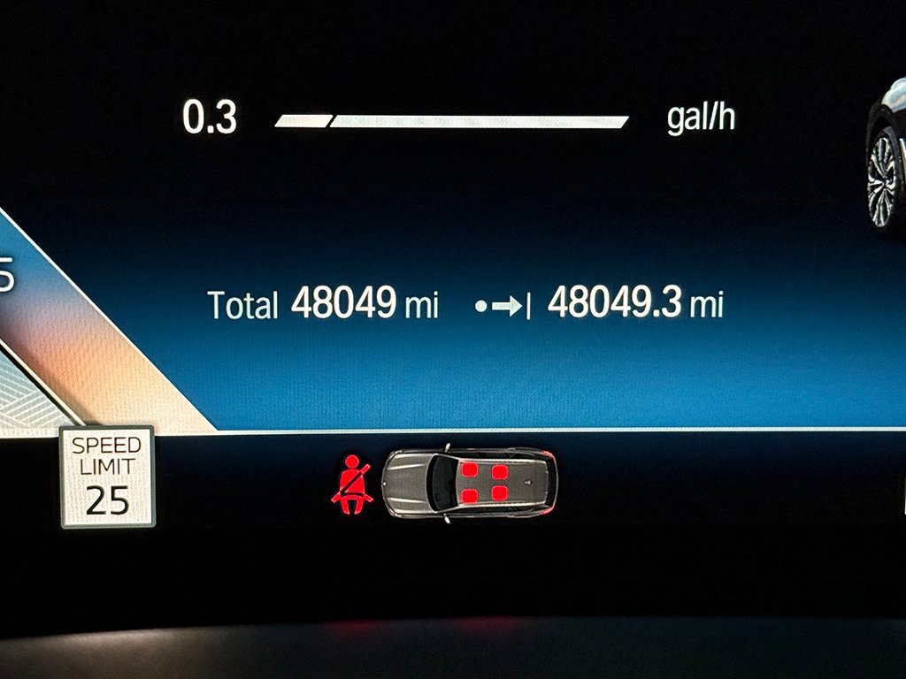 Used 2023 BMW X7 xDrive40i w/ Premium Package image 44