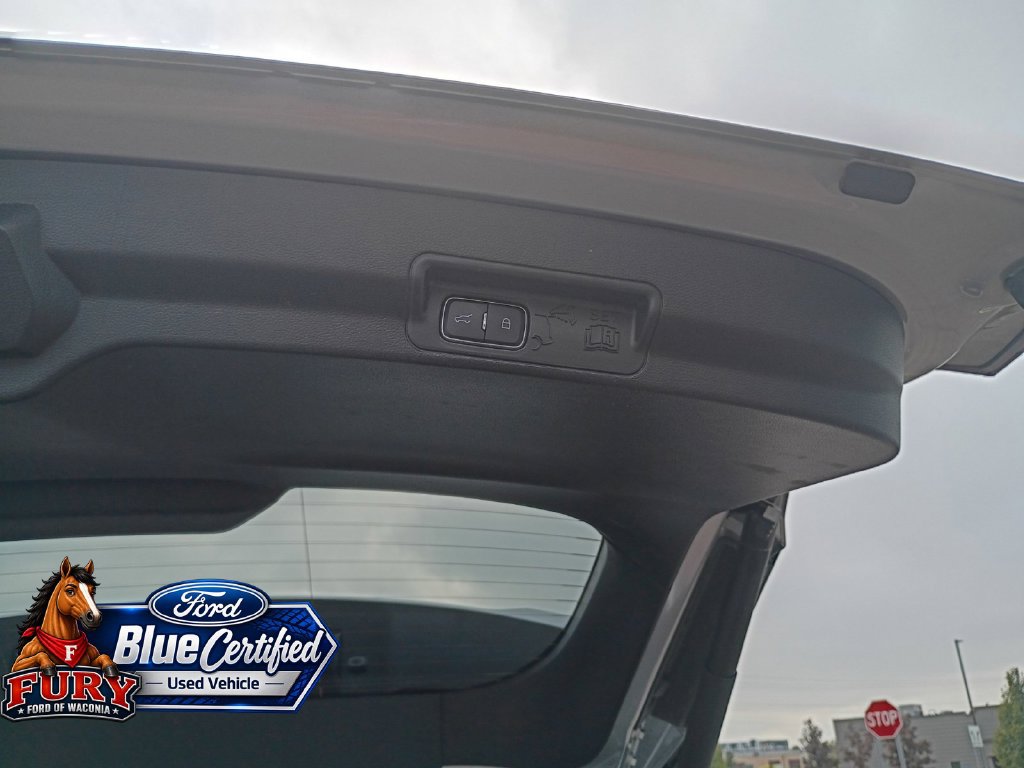Used 2020 Ford Explorer XLT w/ Equipment Group 202A AWD/4WD image 25