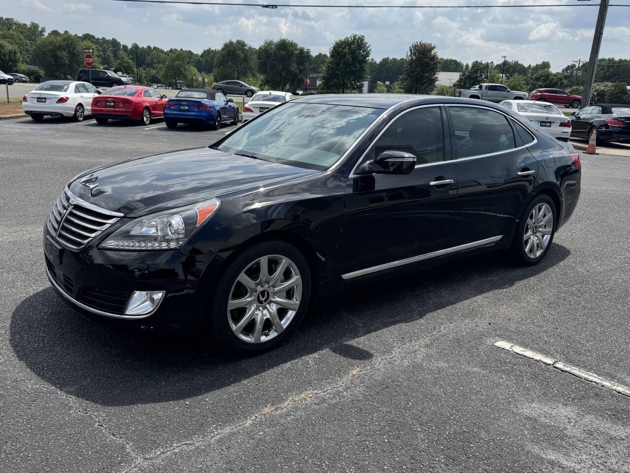 Used 2016 Hyundai Equus Signature RWD image 3