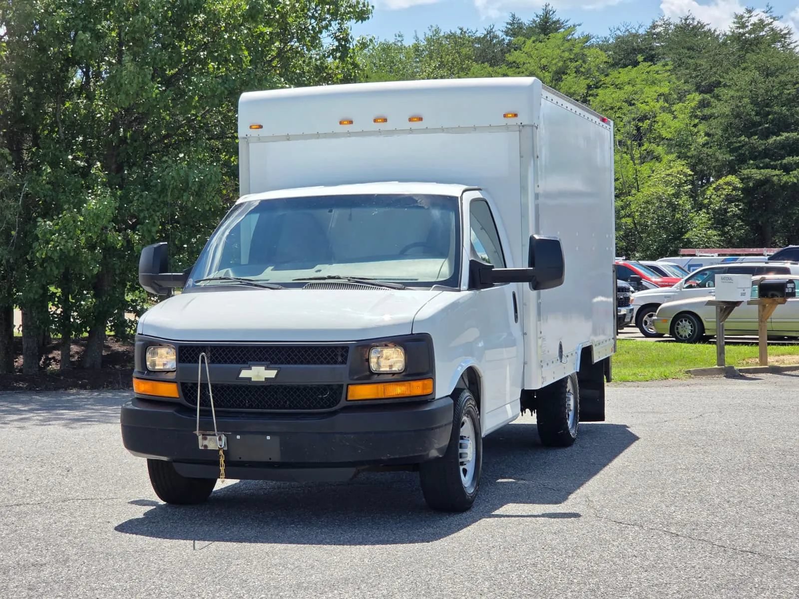 Used 2015 Chevrolet Express 3500 RWD image 4