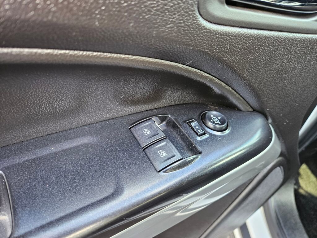 Used 2017 Chevrolet Colorado LT image 13