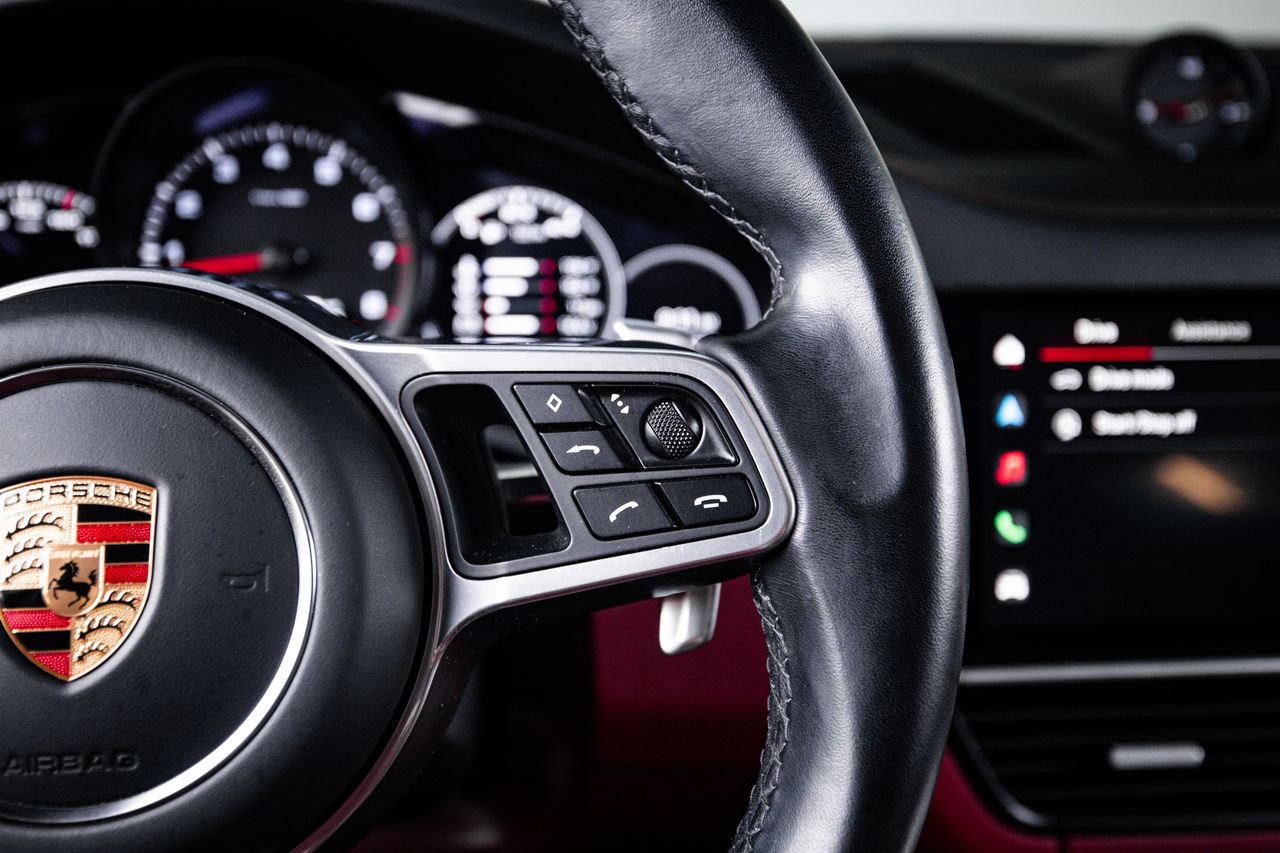 Certified 2023 Porsche Cayenne AWD/4WD image 16