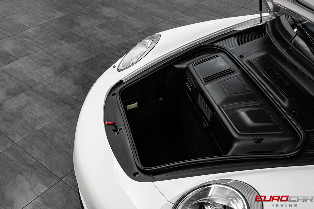 Used 2010 Porsche 911 Turbo AWD/4WD image 12
