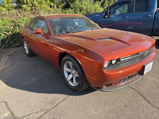 Used 2021 Dodge Challenger SXT image 4
