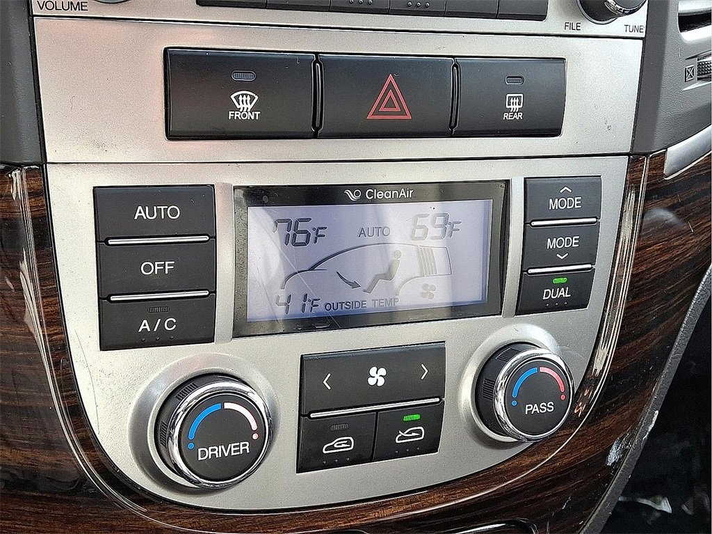 Used 2012 Hyundai Santa Fe Limited image 17