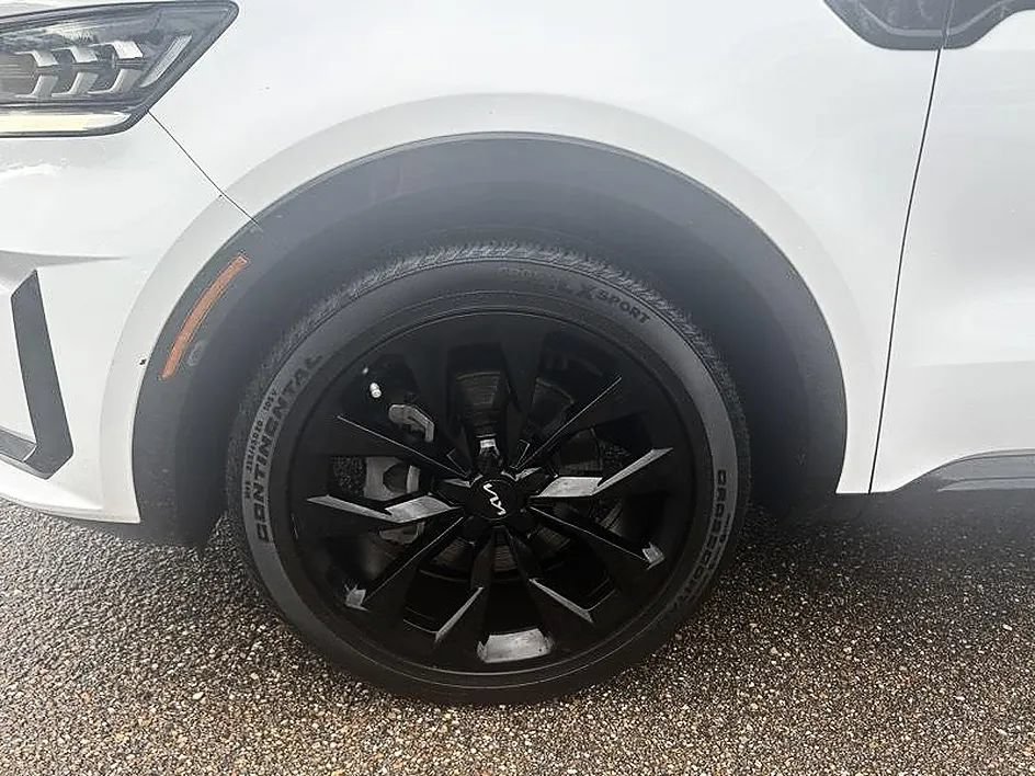 Used 2023 Kia Sorento SX FWD image 32