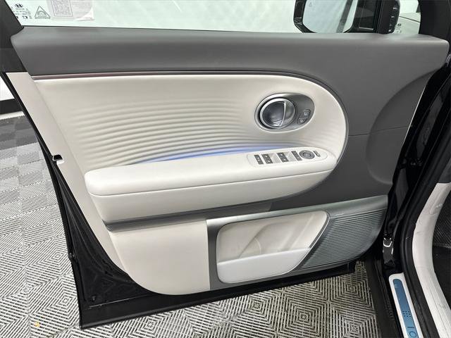 New 2026 Hyundai Ioniq 9 Limited image 11