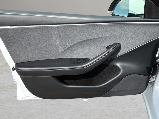 Used 2025 Tesla Model 3 image 20