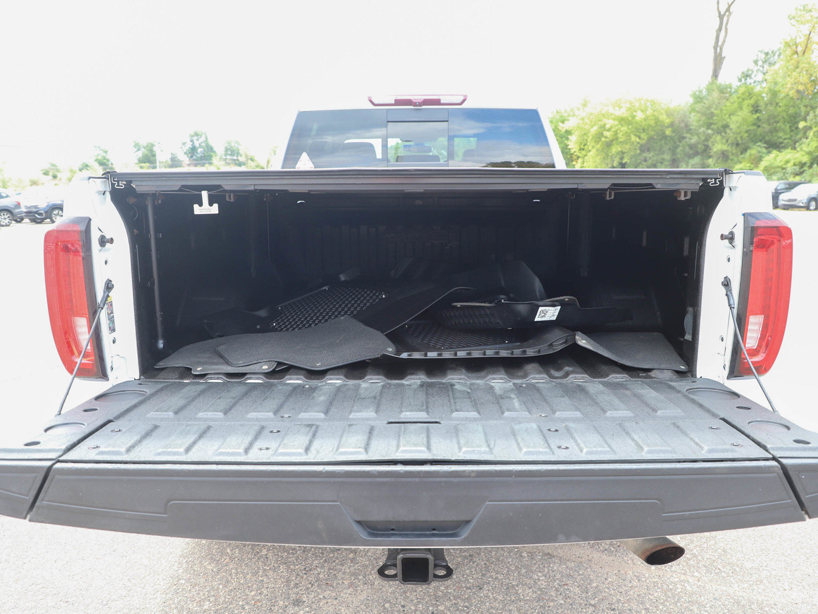 Used 2022 GMC Sierra 2500 AT4 w/ AT4 Preferred Package AWD/4WD image 15