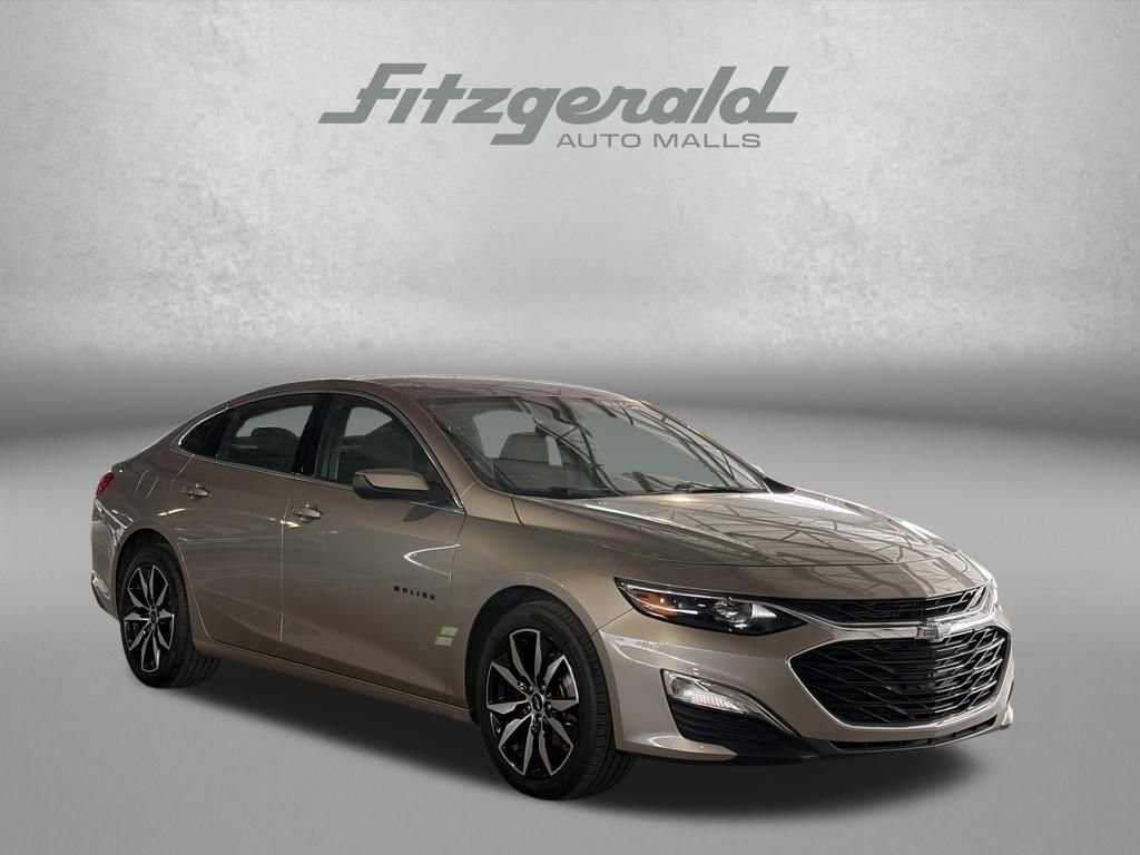 Used 2024 Chevrolet Malibu RS w/ LPO, Floor Liner Package FWD image 1