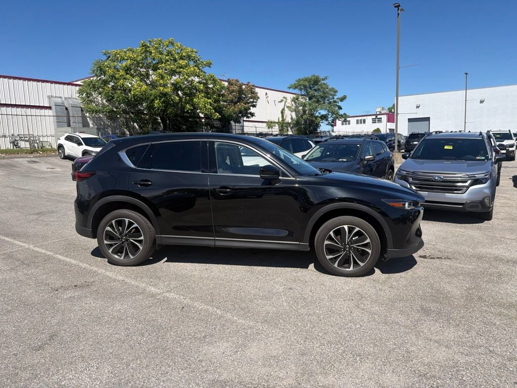 Used 2023 MAZDA CX-5 AWD 2.5 S w/ Premium Package image 4