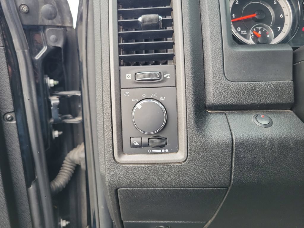 Used 2022 RAM 1500 Tradesman w/ Trailer Tow Group AWD/4WD image 16