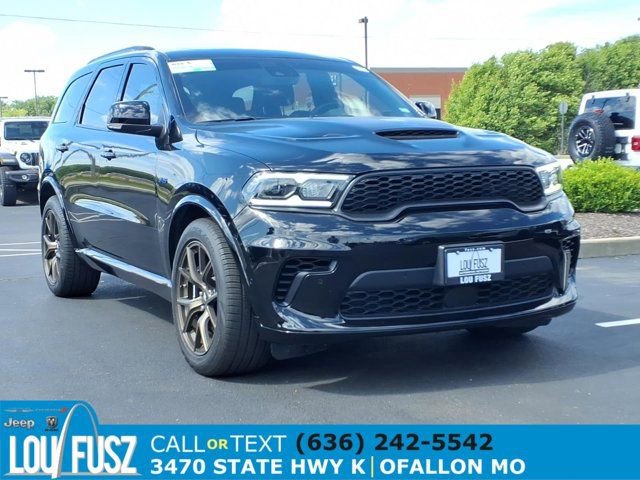 Used 2025 Dodge Durango R/T AWD/4WD image 1