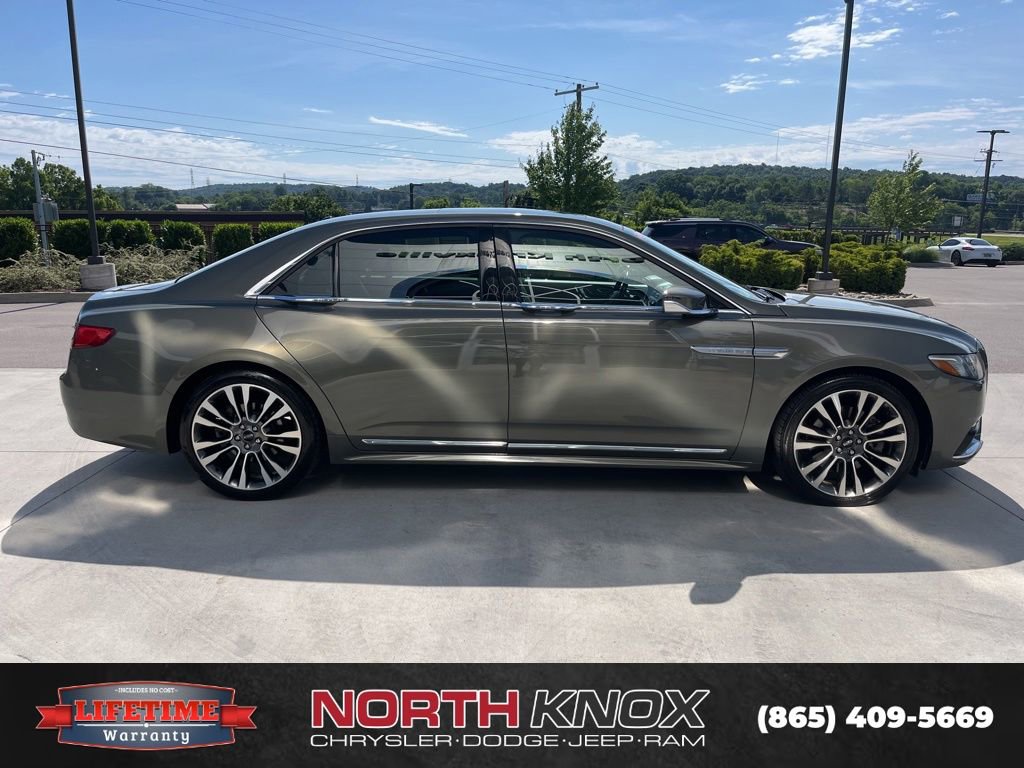 Used 2017 Lincoln Continental Select FWD image 22