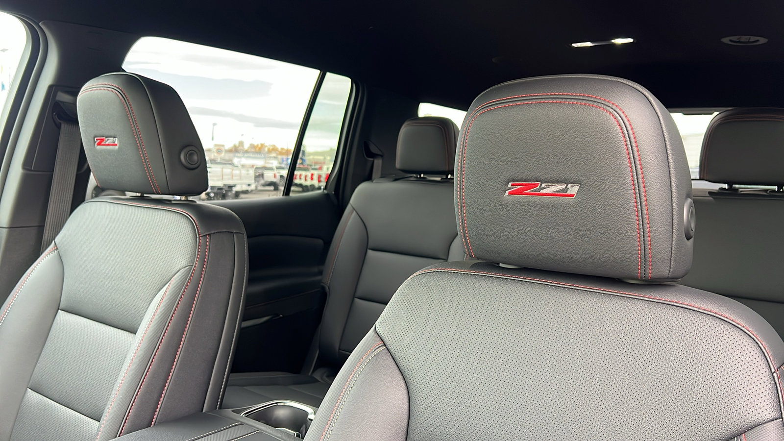 New 2026 Chevrolet Traverse Z71 w/ Driver Confidence Package image 18