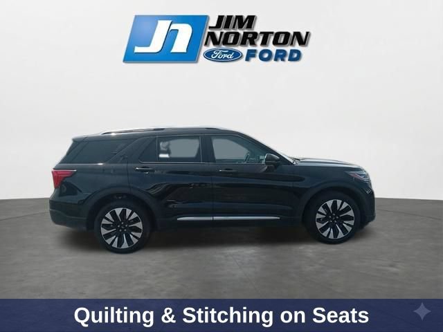 Used 2025 Ford Explorer Platinum w/ LUX Leather Package AWD/4WD image 12