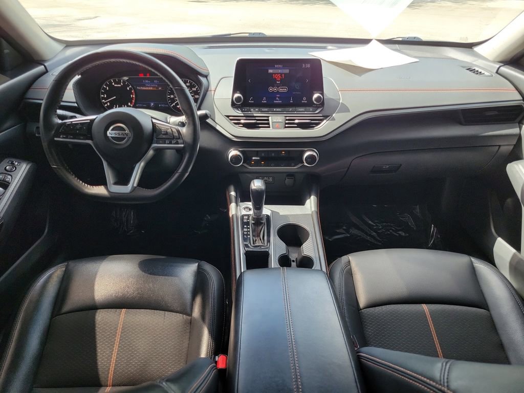 Used 2021 Nissan Altima 2.5 SR FWD image 14