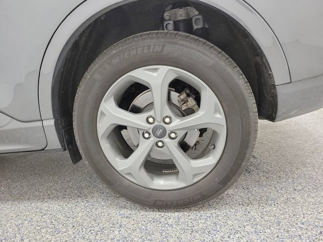 Used 2024 Ford Escape ST-Line w/ Tech Pack #1 AWD/4WD image 5