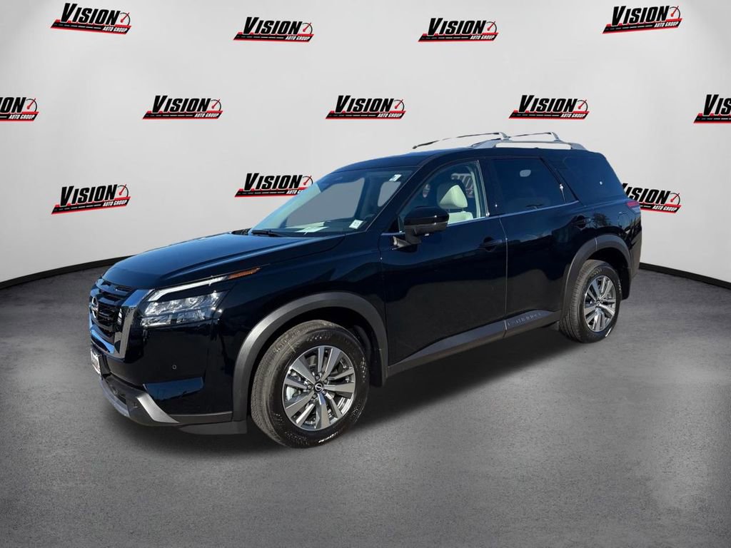 New 2025 Nissan Pathfinder SL