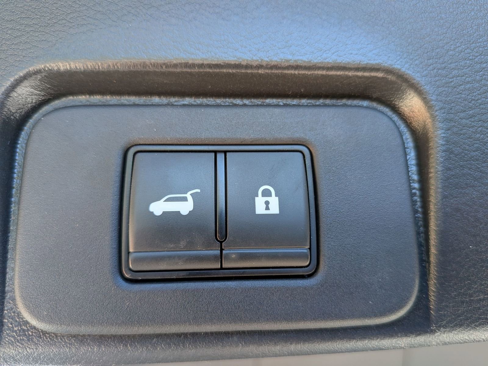 Used 2023 Nissan Rogue SL w/ SL Premium Package AWD/4WD image 34
