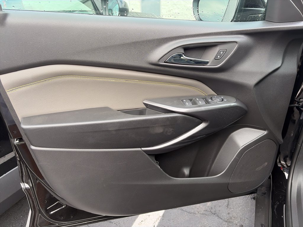 New 2026 Chevrolet Trax ACTIV w/ Driver Confidence Package FWD image 14